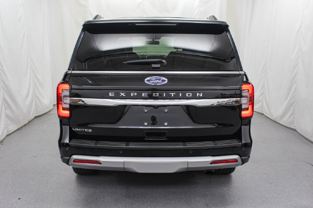 Certified 2024 Ford Expedition Limited AWD/4WD image 6