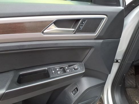 Used 2019 Volkswagen Atlas SE image 12