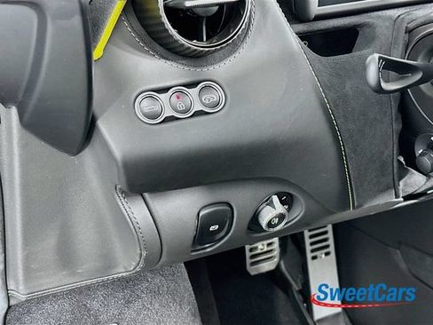 Used 2022 McLaren 720S Spider RWD image 24