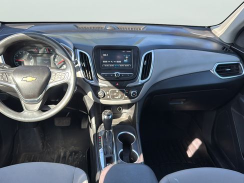Used 2018 Chevrolet Equinox LS AWD/4WD image 31