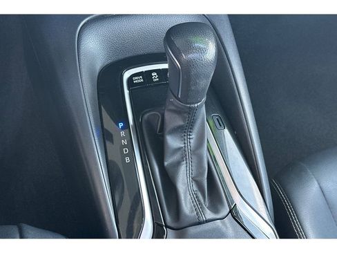 Used 2023 Toyota Corolla XLE image 24