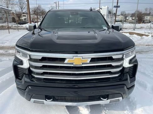 Used 2024 Chevrolet Silverado 1500 High Country image 2