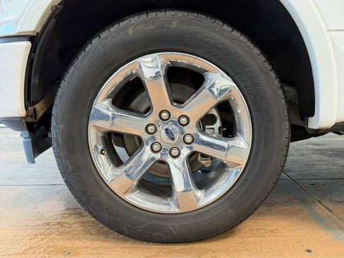 Used 2019 Ford F150 XLT w/ Equipment Group 302A Luxury image 8