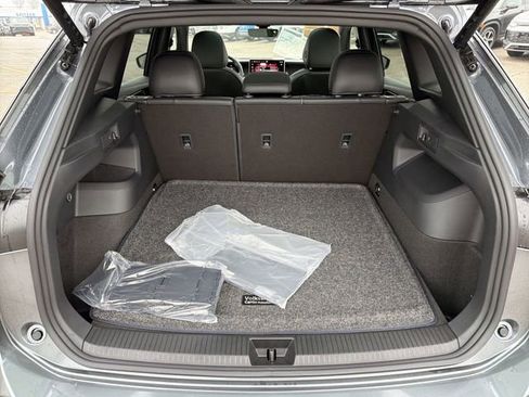 New 2026 Volkswagen Tiguan SE R-Line image 24