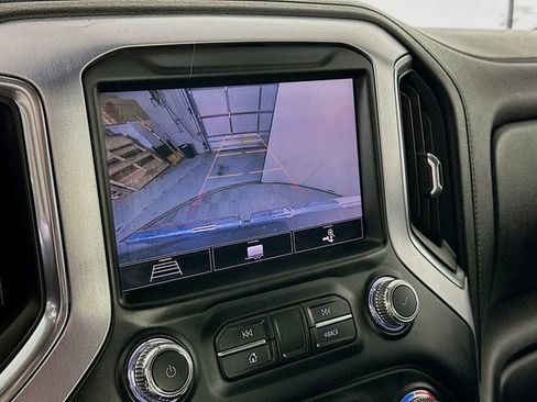 Used 2020 GMC Sierra 1500 Elevation w/ Elevation Value Package AWD/4WD image 18