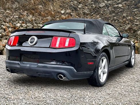 Used 2011 Ford Mustang GT Premium w/ Comfort Pkg image 2