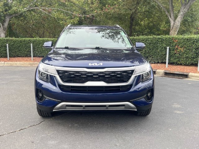 Used 2023 Kia Seltos EX AWD/4WD image 2