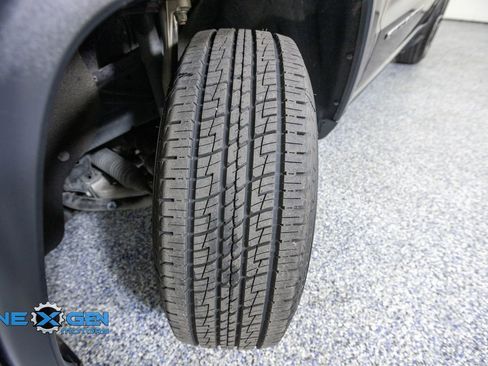 Used 2019 Jeep Grand Cherokee Laredo AWD/4WD image 45