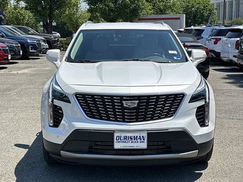 Used 2021 Cadillac XT4 Premium Luxury w/ Cold Weather Package FWD image 6