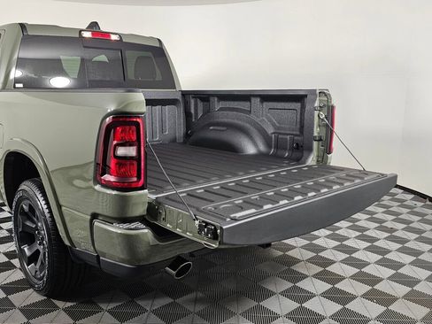 New 2026 RAM 1500 Big Horn AWD/4WD image 15