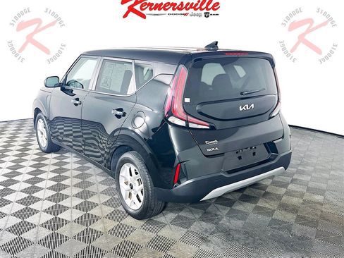 Used 2024 Kia Soul LX w/ Option Group 015 image 5