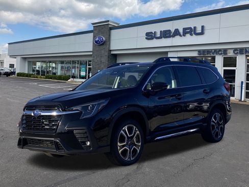 New 2025 Subaru Ascent Limited image 3