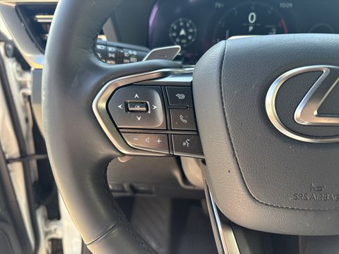 Certified 2025 Lexus GX 550 w/ Cold Area Package AWD/4WD image 19