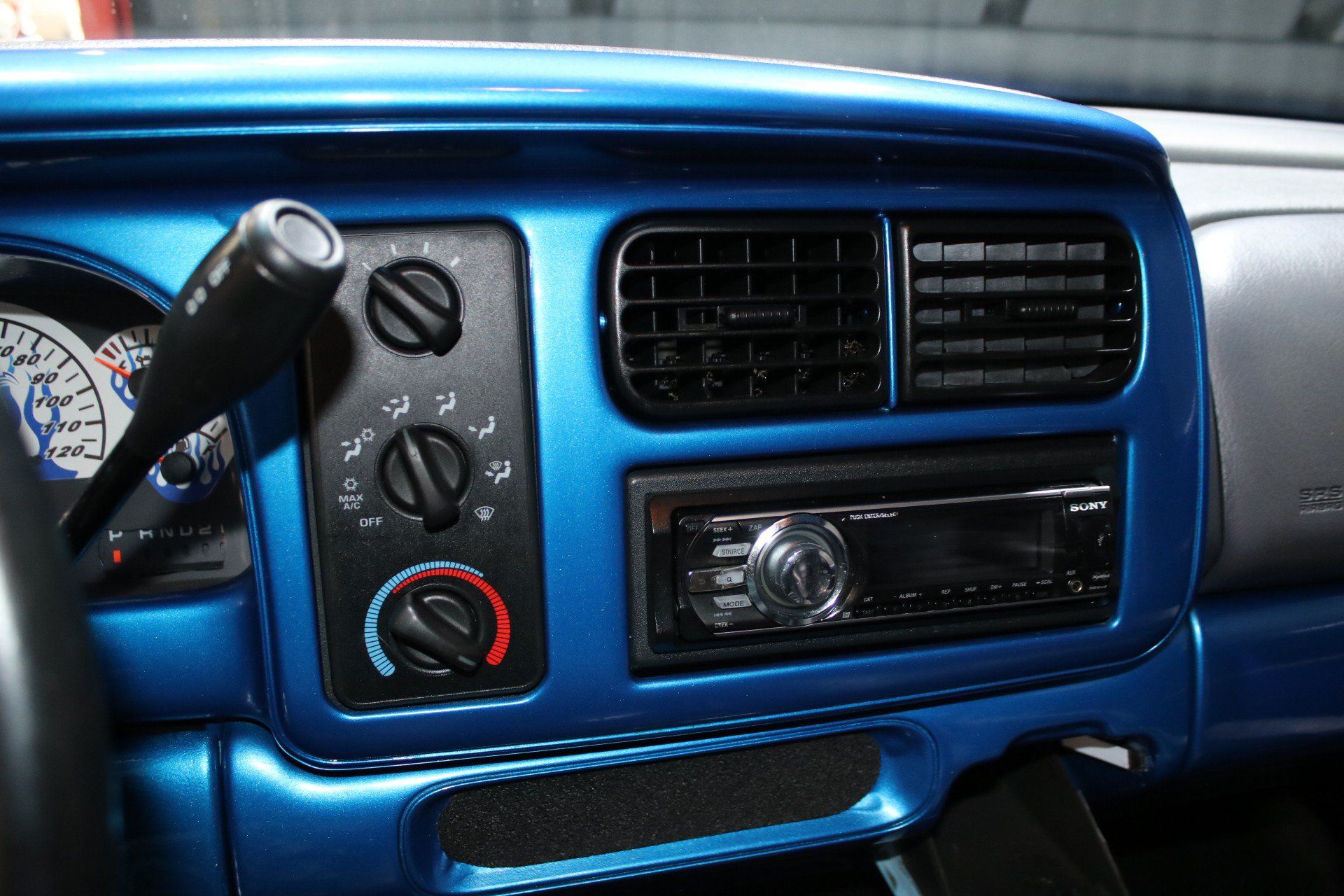 Used 1999 Dodge Durango 2WD image 55