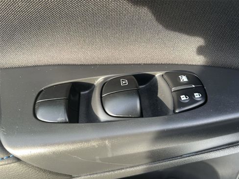 Used 2017 Nissan Sentra SR Turbo w/ Protection Package image 12