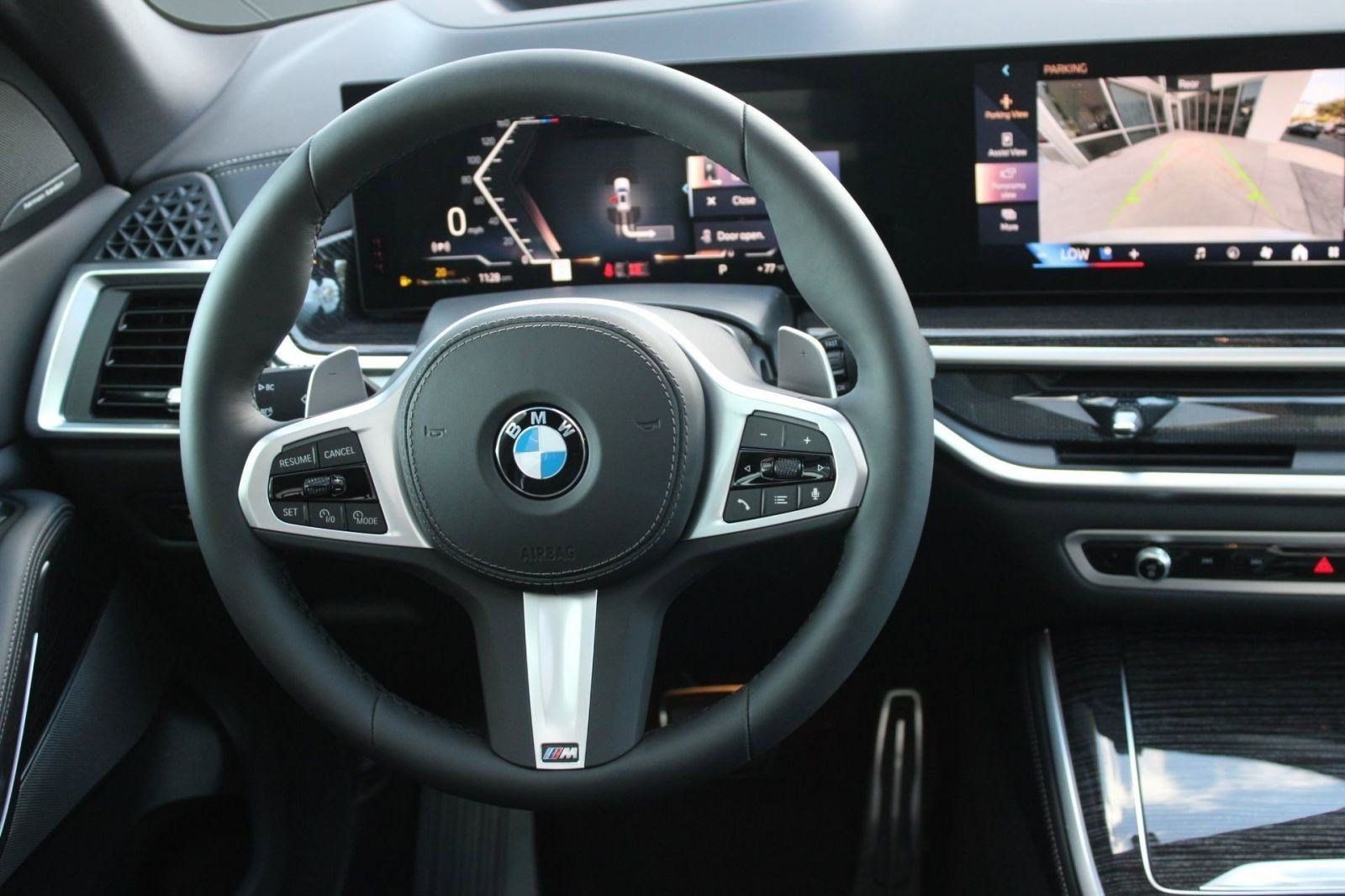 Used 2026 BMW X5 xDrive40i w/ M Sport Package AWD/4WD image 17