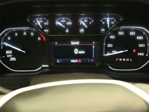 Used 2021 GMC Sierra 1500 Elevation image 12