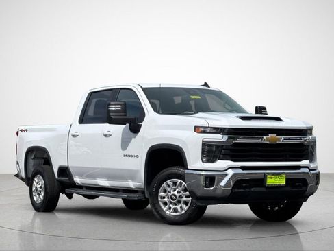 Used 2025 Chevrolet Silverado 2500 LT w/ Convenience Package image 2