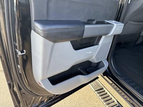 Used 2024 Ford F250 XLT w/ Snow Plow Prep Package image 20