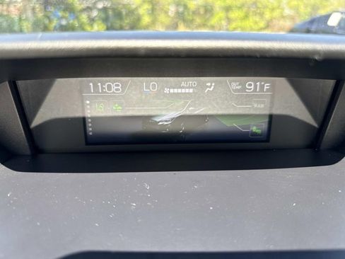 Used 2021 Subaru Crosstrek 2.5i Limited w/ Moonroof Package 2 AWD/4WD image 31