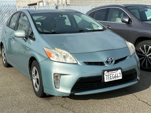 Used 2012 Toyota Prius Two image 3