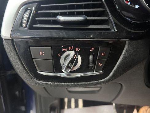 Used 2018 BMW 540i xDrive image 18