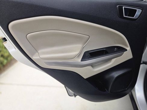 Used 2019 Ford EcoSport Titanium AWD/4WD image 17