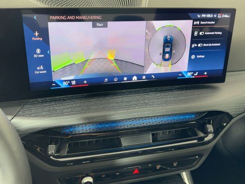 Certified 2025 BMW 330i Sedan image 25