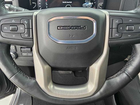 Used 2024 GMC Yukon Denali w/ Denali Reserve Package AWD/4WD image 25