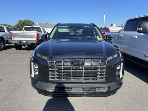 Used 2024 Hyundai Palisade XRT FWD image 2