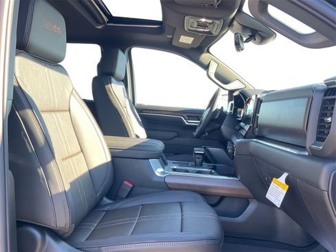 New 2026 Chevrolet Silverado 1500 High Country w/ Technology Package image 24