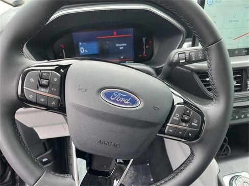 New 2025 Ford Escape Base image 13