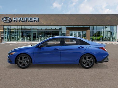New 2026 Hyundai Elantra Sport image 3
