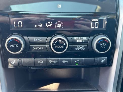 Used 2020 Subaru Ascent Premium w/ Sport Package image 31