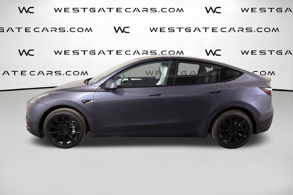 Used 2023 Tesla Model Y Long Range AWD/4WD image 5