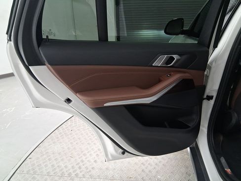 Used 2019 BMW X5 xDrive40i w/ Convenience Package image 27