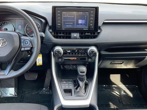 Certified 2020 Toyota RAV4 LE AWD/4WD image 12