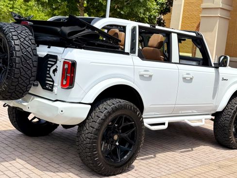 Used 2026 Ford Bronco Outer Banks AWD/4WD image 12