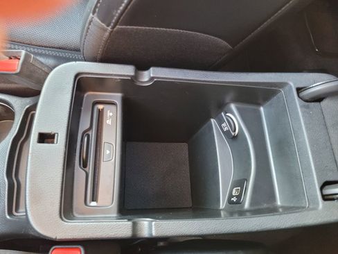 Used 2016 Jeep Cherokee Overland w/ Technology Group image 41