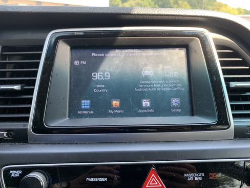 Used 2019 Hyundai Sonata SE FWD image 24