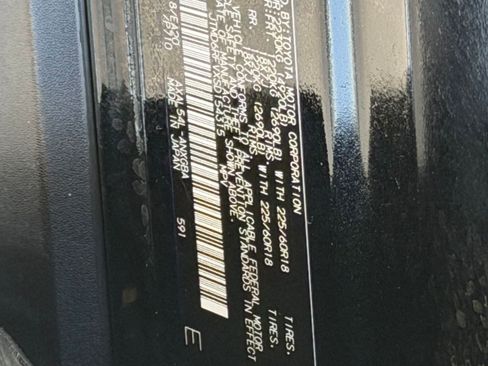 Certified 2025 Toyota RAV4 Limited w/ Advanced Technology Package image 21