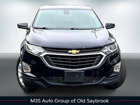 Used 2021 Chevrolet Equinox LT image 2