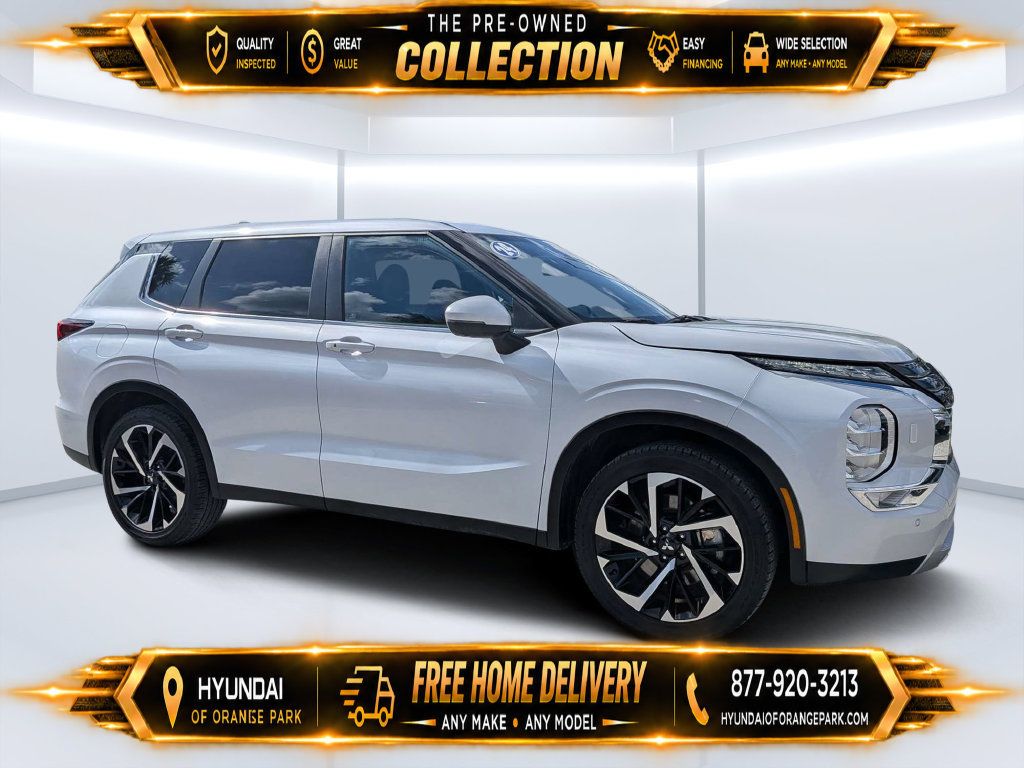 Used 2024 Mitsubishi Outlander SE AWD/4WD image 1