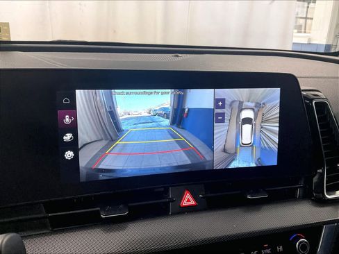 Used 2023 Kia Sportage SX Prestige image 19