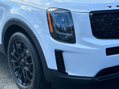 Used 2021 Kia Telluride EX w/ EX Premium Package image 10