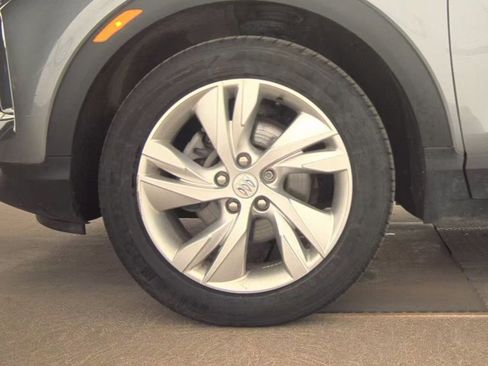 Used 2024 Buick Encore GX Preferred image 2