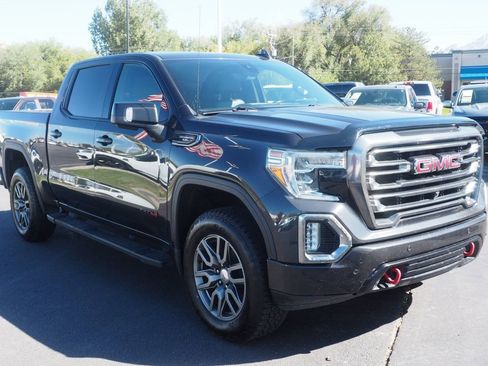 Used 2020 GMC Sierra 1500 AT4 w/ AT4 Carbonpro Edition AWD/4WD image 3
