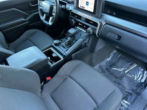 Used 2025 Toyota 4Runner SR5 image 19