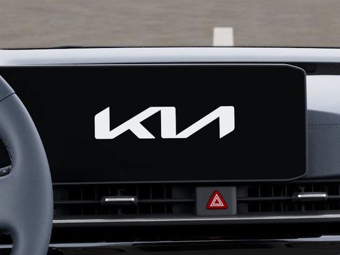 Certified 2026 Kia Carnival SX Prestige FWD image 20