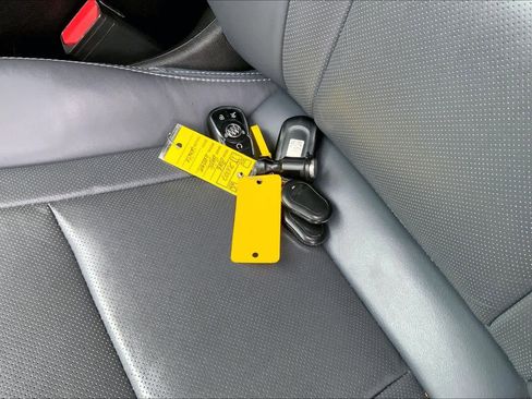 Used 2018 Buick Enclave Premium w/ Experience Buick Package image 14